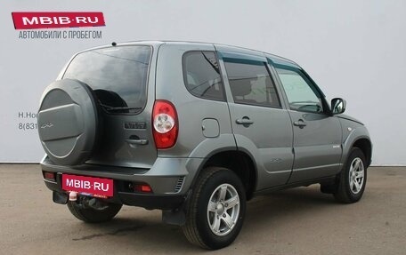Chevrolet Niva I рестайлинг, 2017 год, 779 000 рублей, 5 фотография