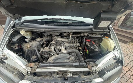 Mitsubishi Delica IV, 2001 год, 2 700 000 рублей, 9 фотография