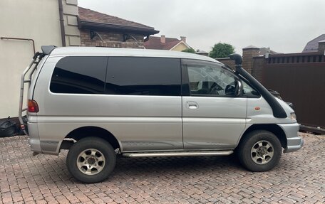 Mitsubishi Delica IV, 2001 год, 2 700 000 рублей, 7 фотография