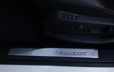 Peugeot 3008 II, 2018 год, 1 850 000 рублей, 34 фотография