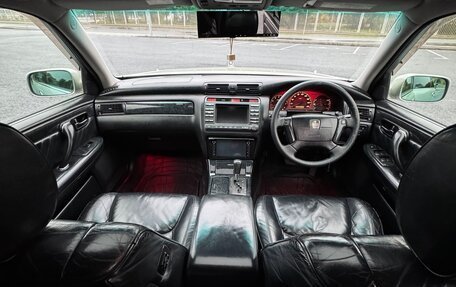 Toyota Crown, 2002 год, 1 650 000 рублей, 10 фотография