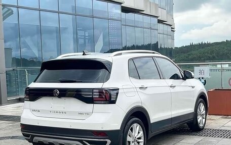 Volkswagen T-Cross I, 2021 год, 1 700 000 рублей, 7 фотография