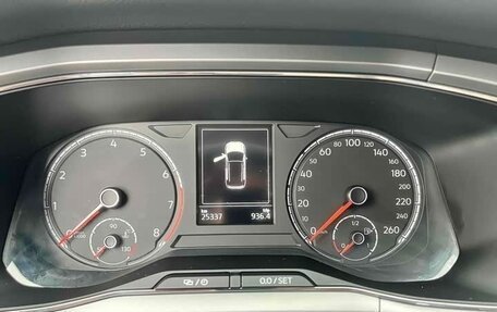 Volkswagen T-Cross I, 2021 год, 1 700 000 рублей, 14 фотография