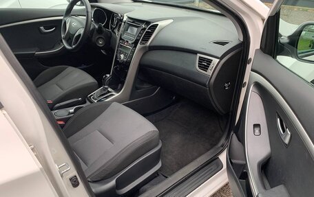 Hyundai i30 II рестайлинг, 2012 год, 980 000 рублей, 12 фотография
