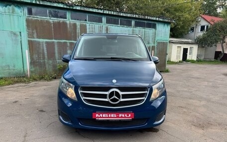 Mercedes-Benz V-Класс, 2016 год, 2 800 000 рублей, 10 фотография