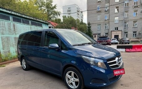 Mercedes-Benz V-Класс, 2016 год, 2 800 000 рублей, 18 фотография