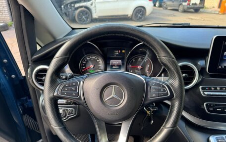 Mercedes-Benz V-Класс, 2016 год, 2 800 000 рублей, 37 фотография