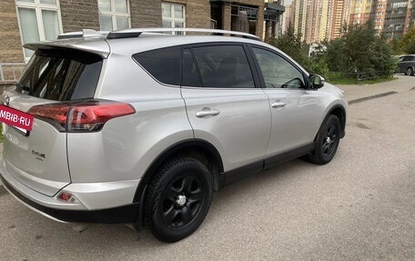 Toyota RAV4, 2016 год, 1 780 000 рублей, 5 фотография