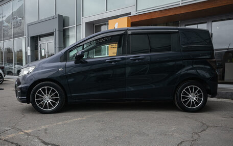 Honda Freed I, 2010 год, 978 000 рублей, 3 фотография