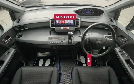 Honda Freed I, 2010 год, 978 000 рублей, 15 фотография