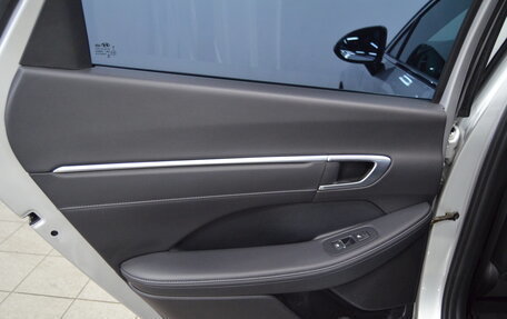 Hyundai Sonata VIII, 2021 год, 1 990 000 рублей, 16 фотография