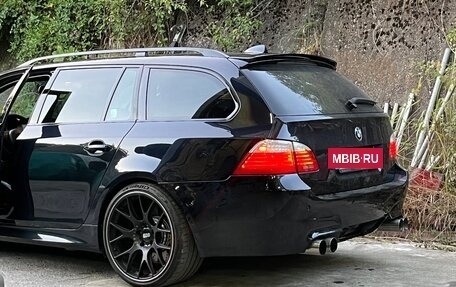 BMW 5 серия, 2008 год, 2 900 000 рублей, 12 фотография