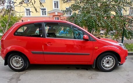 Ford Fiesta, 2007 год, 450 000 рублей, 2 фотография
