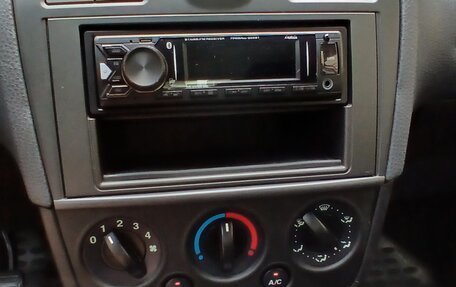 Ford Fiesta, 2007 год, 450 000 рублей, 12 фотография