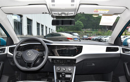 Volkswagen Polo, 2023 год, 2 300 000 рублей, 7 фотография