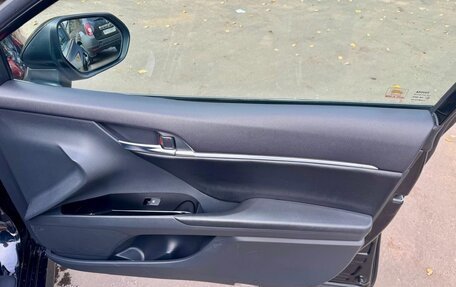 Toyota Camry, 2019 год, 1 700 000 рублей, 16 фотография