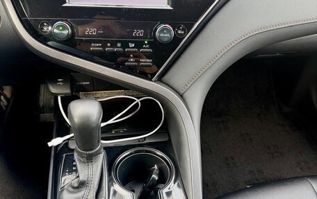 Toyota Camry, 2019 год, 1 700 000 рублей, 20 фотография