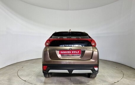 Mitsubishi Eclipse Cross, 2018 год, 1 600 000 рублей, 7 фотография