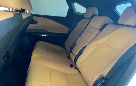 Lexus RX IV рестайлинг, 2025 год, 7 890 000 рублей, 27 фотография
