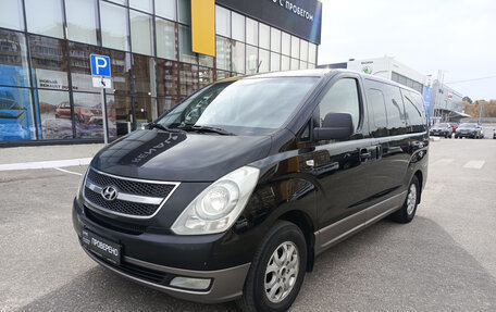 Hyundai H-1 II рестайлинг, 2012 год, 1 350 000 рублей, 1 фотография