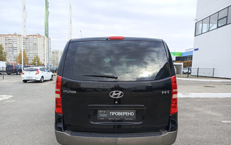 Hyundai H-1 II рестайлинг, 2012 год, 1 350 000 рублей, 7 фотография