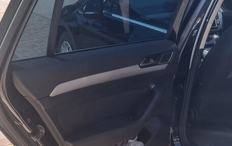 Volkswagen Passat B8 рестайлинг, 2015 год, 1 330 000 рублей, 15 фотография