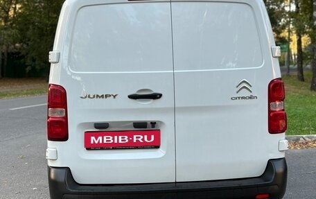 Citroen Jumpy III, 2018 год, 1 300 000 рублей, 6 фотография