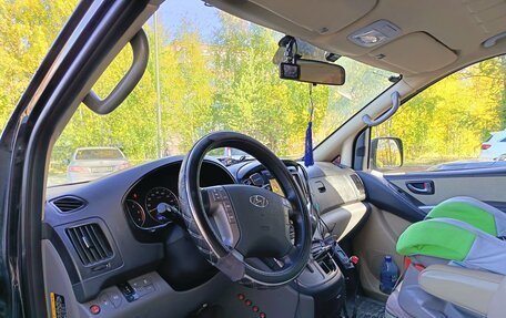 Hyundai Grand Starex Grand Starex I рестайлинг 2, 2017 год, 2 650 000 рублей, 2 фотография