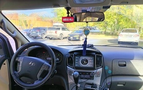 Hyundai Grand Starex Grand Starex I рестайлинг 2, 2017 год, 2 650 000 рублей, 4 фотография