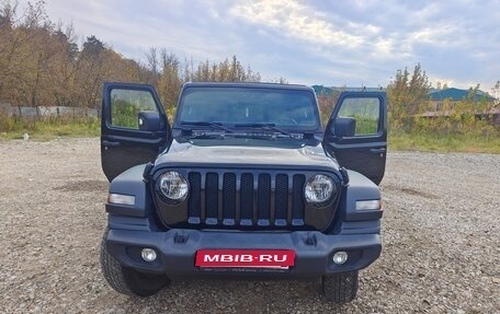 Jeep Wrangler, 2019 год, 4 000 000 рублей, 1 фотография