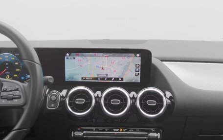 Mercedes-Benz GLA, 2023 год, 3 460 817 рублей, 19 фотография