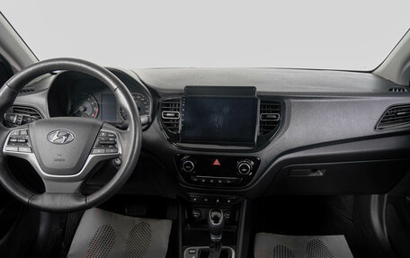 Hyundai Solaris II рестайлинг, 2021 год, 1 879 000 рублей, 14 фотография