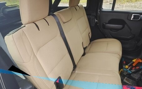 Jeep Wrangler, 2019 год, 4 000 000 рублей, 6 фотография