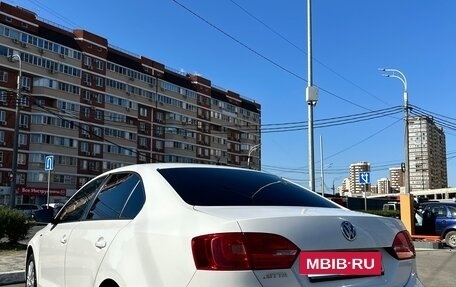 Volkswagen Jetta VI, 2013 год, 1 150 000 рублей, 3 фотография