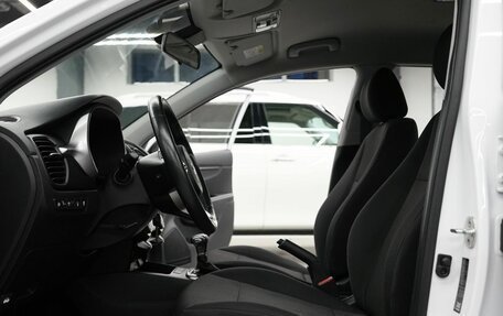 KIA Rio IV, 2022 год, 1 495 000 рублей, 7 фотография