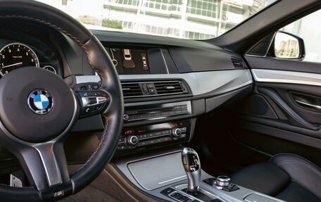 BMW 5 серия, 2016 год, 1 945 000 рублей, 14 фотография