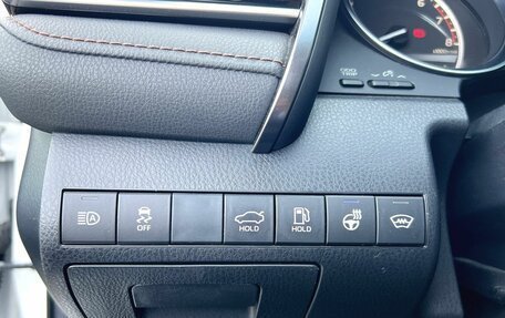 Toyota Camry, 2019 год, 3 190 000 рублей, 22 фотография