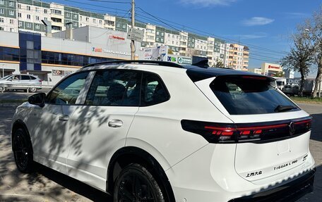 Volkswagen Tiguan, 2025 год, 4 700 000 рублей, 7 фотография