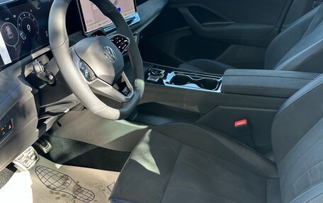 Volkswagen Tiguan, 2025 год, 4 700 000 рублей, 10 фотография