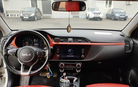 KIA Rio IV, 2022 год, 1 330 000 рублей, 8 фотография