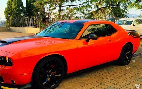 Dodge Challenger III рестайлинг 2, 2019 год, 4 100 000 рублей, 2 фотография