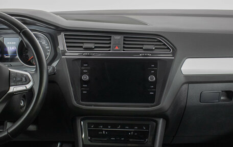 Volkswagen Tiguan II, 2021 год, 2 150 000 рублей, 14 фотография