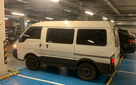 Mazda Bongo IV, 2003 год, 290 000 рублей, 3 фотография