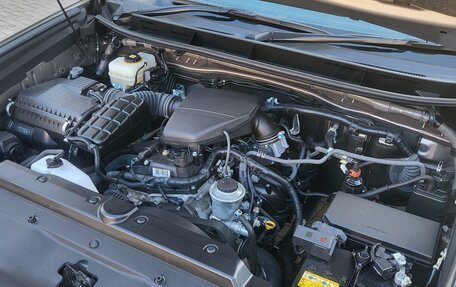 Toyota Land Cruiser Prado 150 рестайлинг 2, 2022 год, 4 800 000 рублей, 8 фотография