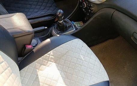 Hyundai Solaris II рестайлинг, 2011 год, 650 000 рублей, 5 фотография