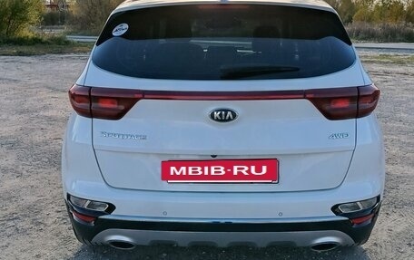 KIA Sportage IV рестайлинг, 2021 год, 2 575 000 рублей, 6 фотография