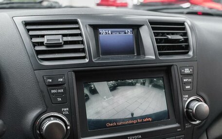 Toyota Highlander III, 2013 год, 1 990 000 рублей, 16 фотография