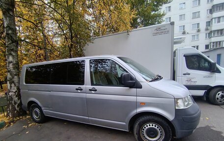 Volkswagen Transporter T5 рестайлинг, 2004 год, 1 100 000 рублей, 2 фотография