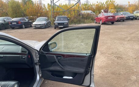 Mercedes-Benz E-Класс, 2000 год, 250 000 рублей, 6 фотография