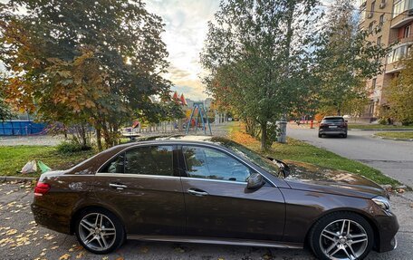Mercedes-Benz E-Класс, 2015 год, 2 650 000 рублей, 4 фотография